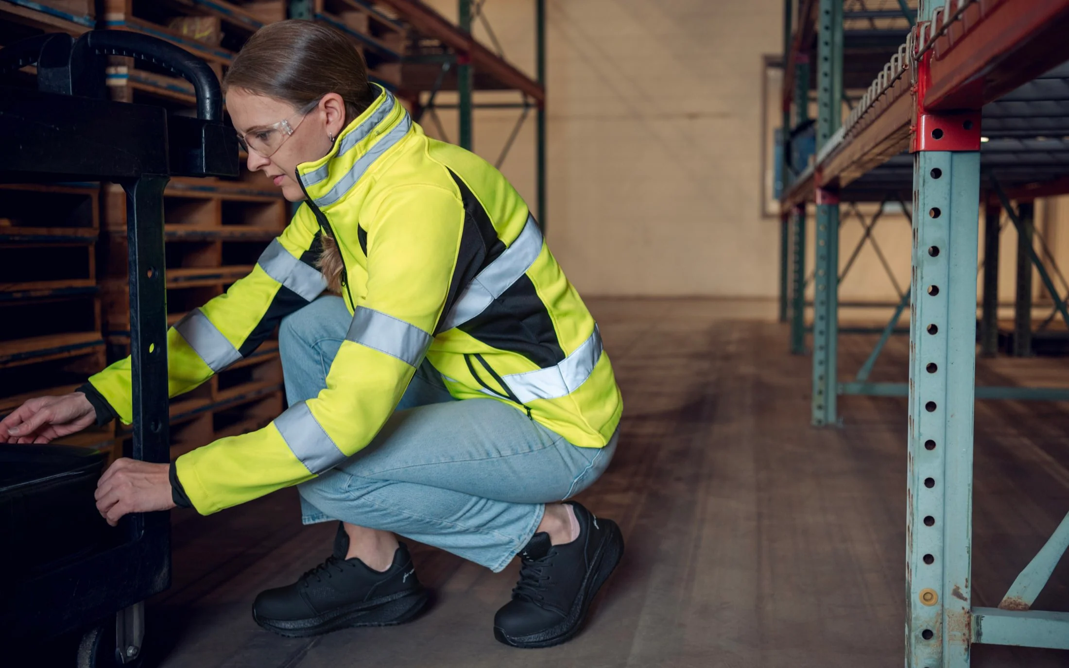 Women’s Warehouse Work Shoes